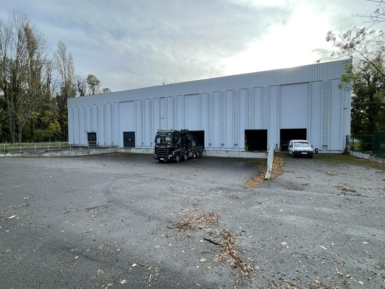 Entrepôt Saint-Ouen-l'Aumône 3993m² Location entrepôt Saint-Ouen-l'Aumône Val-d'Oise OLLOG2317136 0